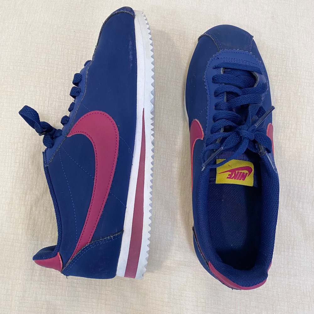 Nike Cortez Women 7.5 Blue Void/True Berry Classic Swoosh Low Top Sneakers